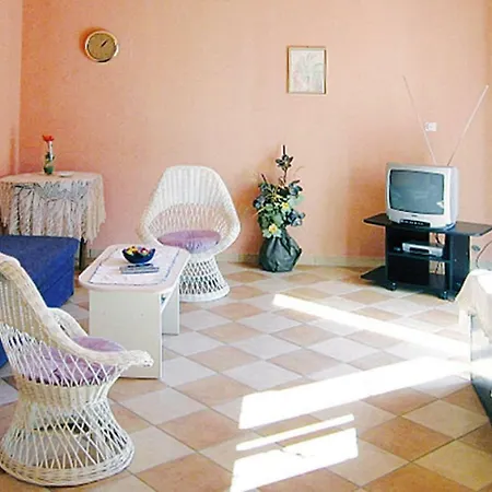 Rouge Ckv05085 Dyb Apartment